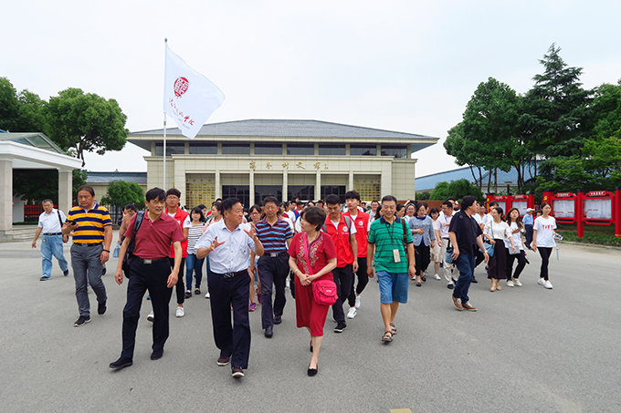 参观_67.JPG
